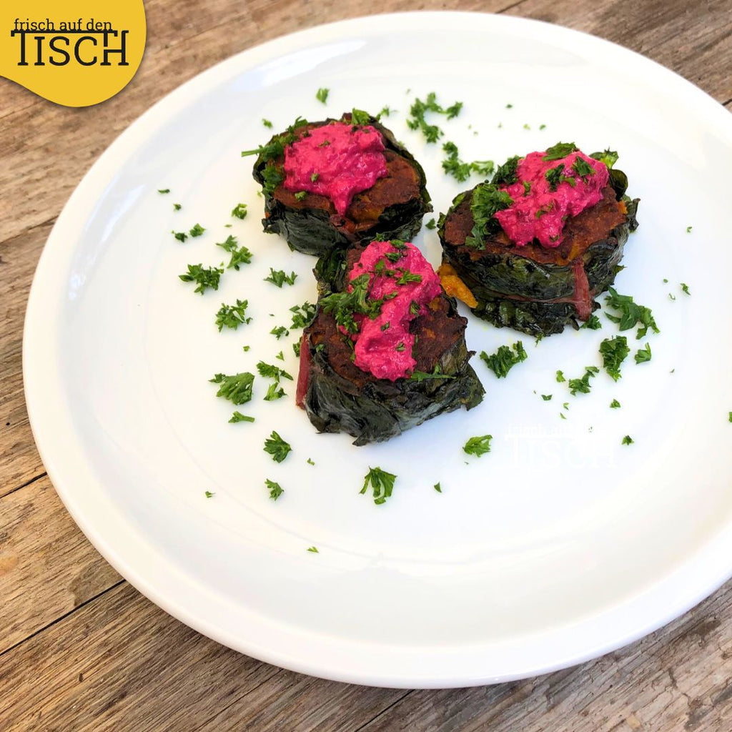 Mangold-Kürbis Häppchen mit Rote Bete-Meerrettich Topping